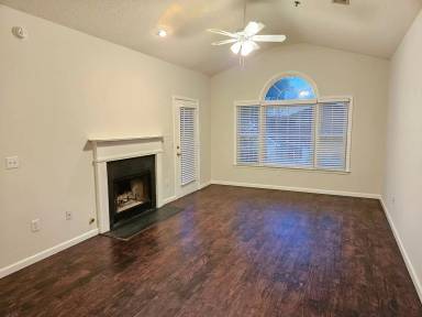 Main picture of 510 Spring Heights Ln SE