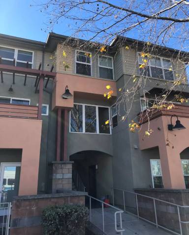 Main picture of 1421 N 1st St