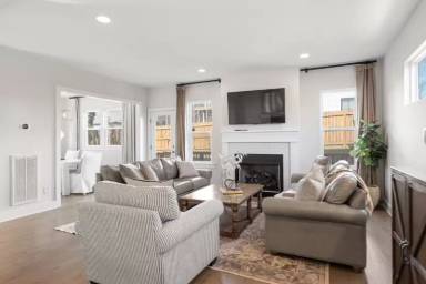 Main picture of 514 Moore Ave