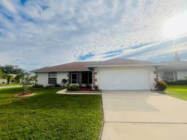 Main picture of 11805 Scarecrow Ln