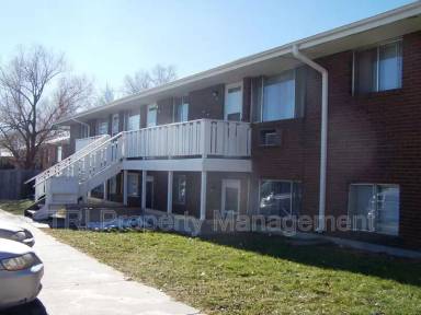 Main picture of 3019 Denver St