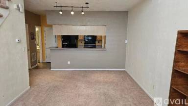 Main picture of 816 Primrose Ln