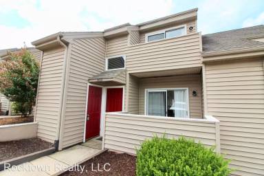 Main picture of 1406 Bradley Dr