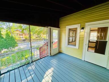Main picture of 3022 32nd Ave S