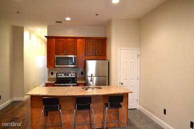 Main picture of 3422 Hamilton St
