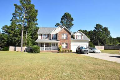 Main picture of 136 Linden Rd
