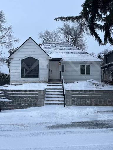 Main picture of 1610 Park Ln