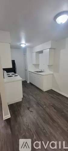 Main picture of 130 Town St