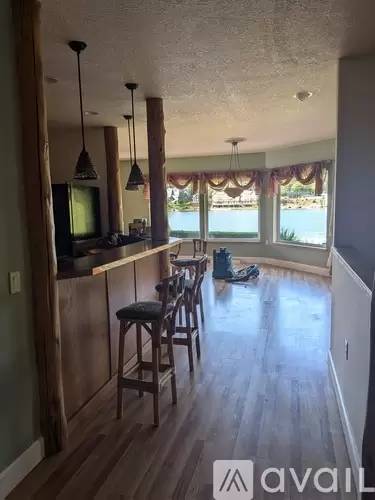 Main picture of 3445 NE 40th Ct