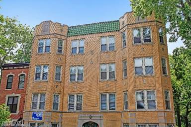 Main picture of 1364 N Hoyne Ave