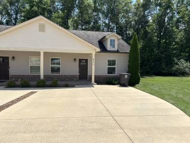 Main picture of 632 Cooper Sq