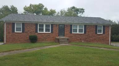 Main picture of 290 Largo Dr