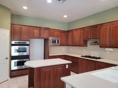 Main picture of 2495 Taylor Way