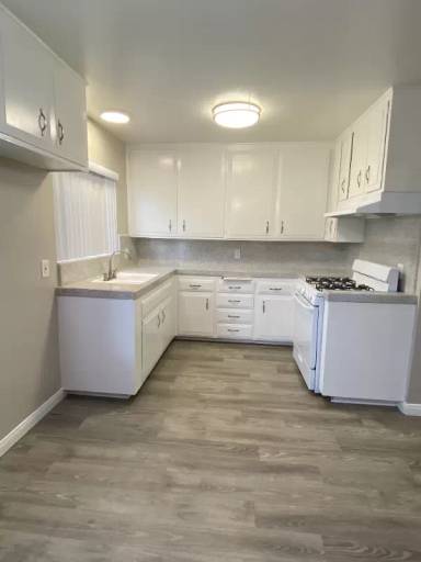 Main picture of 808 N Azusa Ave
