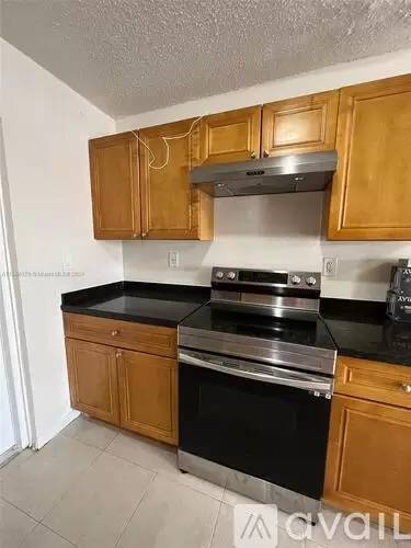 Main picture of 1034 NW 8th Ave