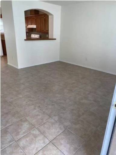 Main picture of 1621 Nassau St