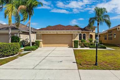 Main picture of 1012 Regal Manor Way