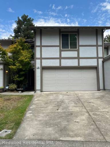 Main picture of 704 Marylyn Cir