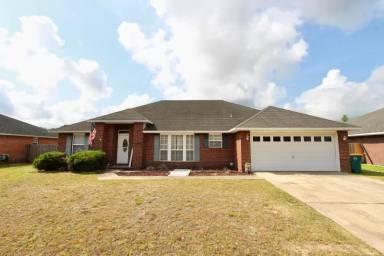 Main picture of 2173 Hagood Loop