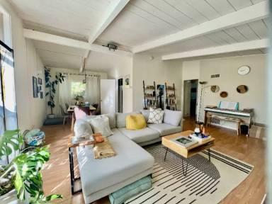 Main picture of 659 Ashton Ave