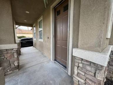 Main picture of 27797 Pointe Breeze Dr