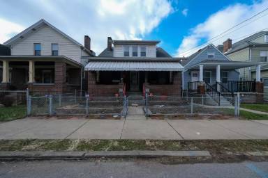 Main picture of 539 Woodward Ave