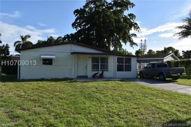 Main picture of 4020 SW 50th St