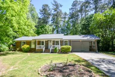 Main picture of 310 Kelly Dr