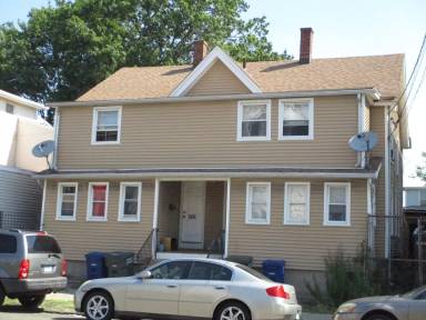 Main picture of 266 Lindley St