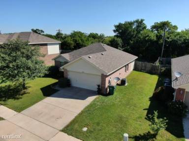 Main picture of 12140 Shine Ave