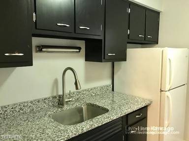 Main picture of 6029 N Winthrop Ave