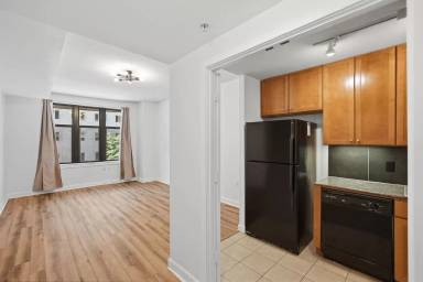 Main picture of 400 Mass Ave Condos