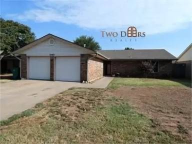 Main picture of 10413 Dover Dr