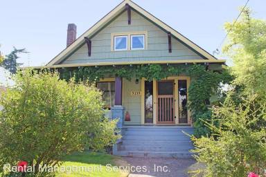 Main picture of 5135 NE 24th Ave