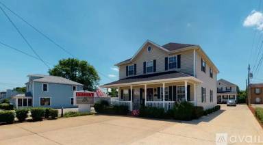 Main picture of 1360 E Pea Ridge Rd