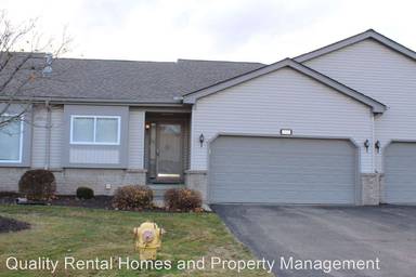 Main picture of 8008 Hayes St