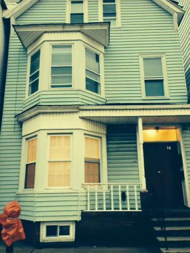 Main picture of 16 Kearny Ave