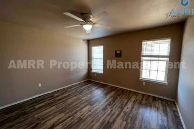 Main picture of 2418 N Avenue P
