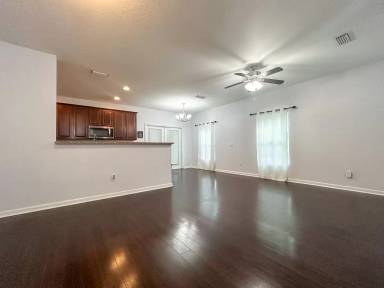 Main picture of 2138 NW 76th Pl