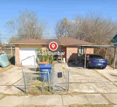 Main picture of 2538 Dunbar St