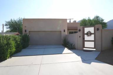 Main picture of 54240 Avenida Alvarado