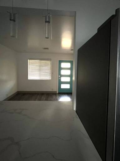 Main picture of Vibe on 3rd