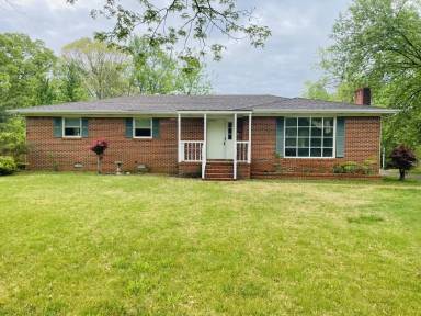 Main picture of 379 Emmett Stone Ln