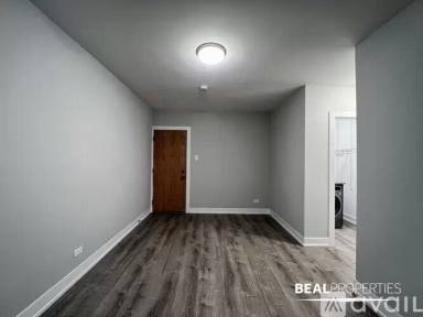 Main picture of 431 W Belden Ave