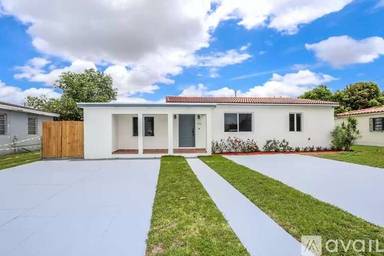 Main picture of 1301 SW 74th Ave