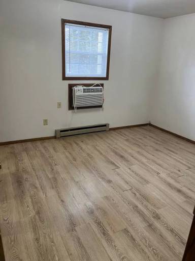 Main picture of 9708 Alderson St