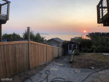 Main picture of 3719 59th Ave SW