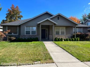 Main picture of 2025 Deer Pointe Ct