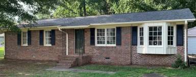 Main picture of 513 Vineyard Rd