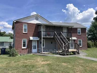 Main picture of 1509 Fuller St